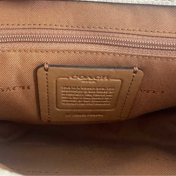 COACH Cassie 19 Chalk/Gold - Picture 4 of 16